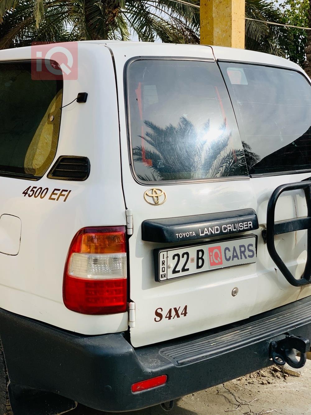 تويوتا لاندكروزر